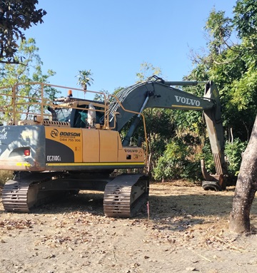 21 tonne excavator